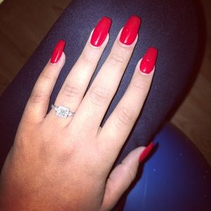 SOLD ‼️‼️14K white gold engagement ring size 5.5